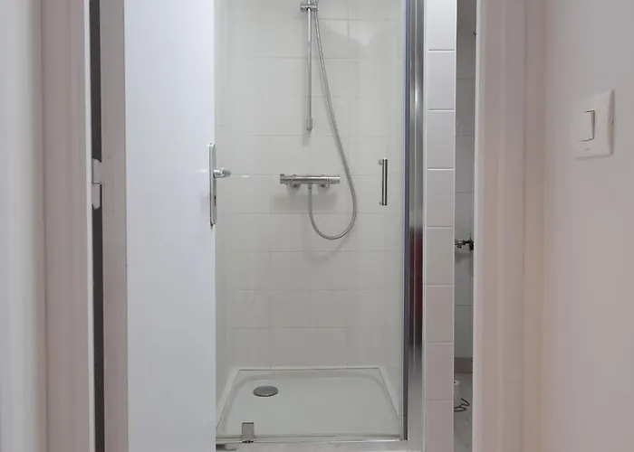 Grand Terrasse Vue Loire Et Château D'ancenis Ancenis