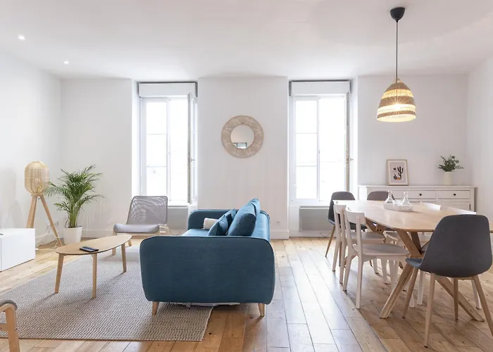 Grand Terrasse Vue Loire Et Château D'ancenis Appartement *